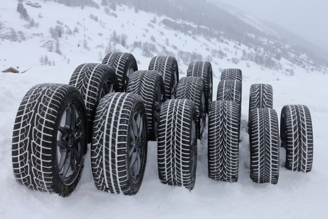 Test des pneus d’hiver 2025 : plus de 30% sont déconseillés par le TCS